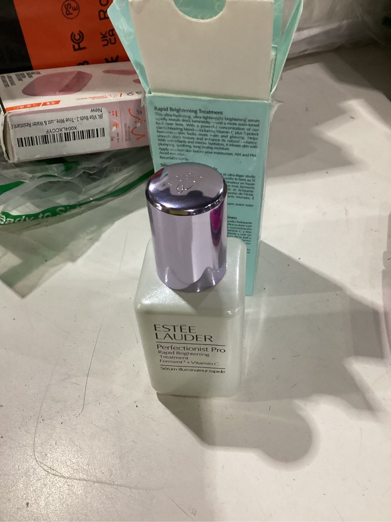 Condition photo showing As Is for estée lauder perfectionist pro rapid brightening treatment face serum with ferment3 + vitamin c | targets dark spots 1.7 fl oz