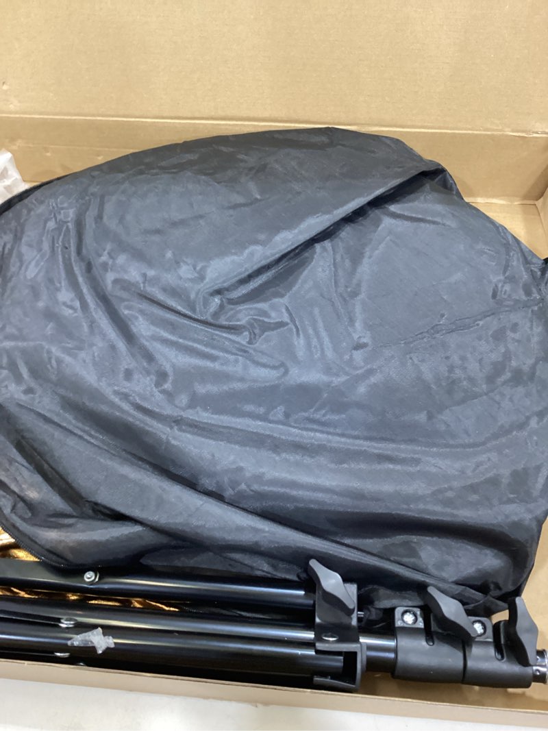 Condition photo showing New/Like New for UTEBIT 90x120cm/35x47inch Light Reflectors for Photography Reflector with Stand and Metal Clip 5 in 1 Collapsible Light Diffuser Panel with Bag for Studio Outdoor Photography Accessories
