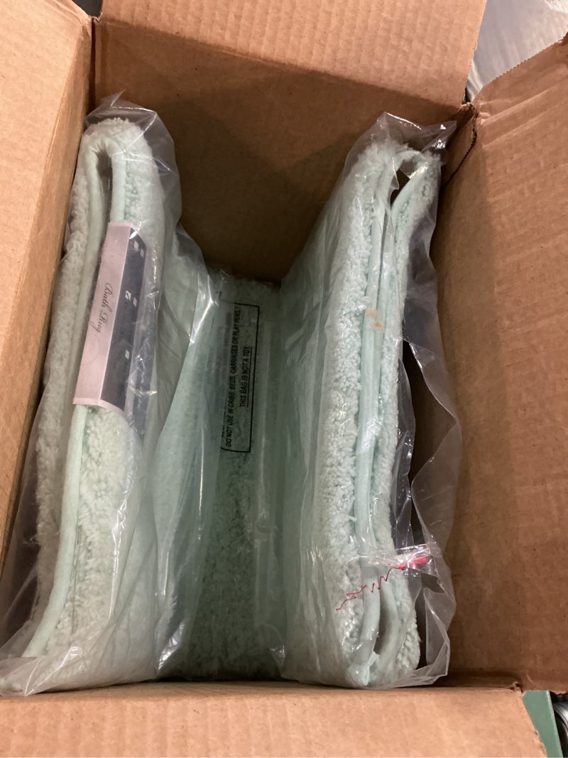 Condition photo showing Good Condition for Madison Park Signature Marshmallow Bathroom Rug Non Slip, Luxrurious Plush Bath Mat, Absorbent, Quick Dry, Spa Design Bath Room Décor, 20x24, Seafoam 1'8" x 2' (Contour) Seafoam