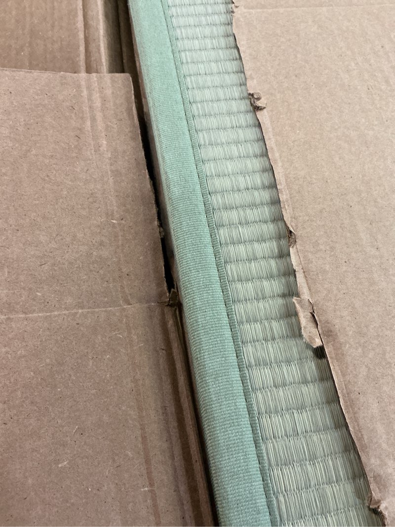 Condition photo showing Good Condition for vevor japanese tatami mat, twin xl - 39'' x 80'' foldable tatami mattress, 100% natural rush grass, floor mattress with non-slip backing & natural rush scent, tatami for sleeping, meditation, yoga light green twin xl - 39'' x 80''