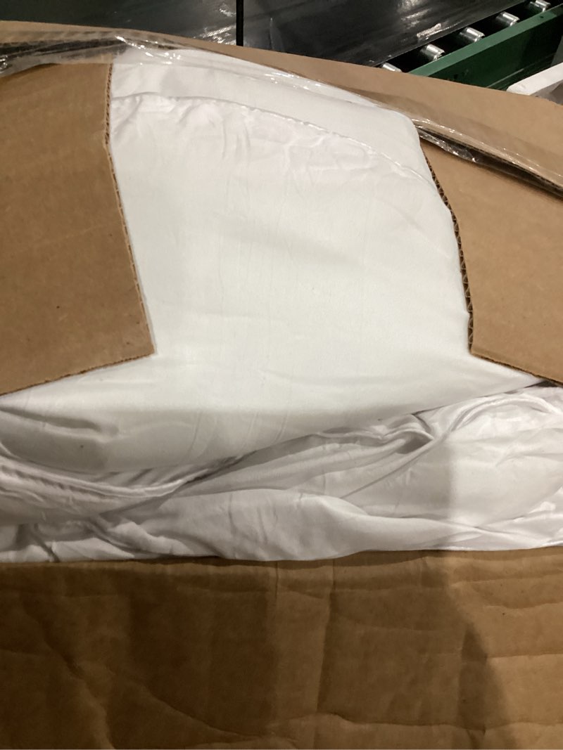 Condition photo showing As Is for Cozynight Soft Super King Plus Comforter Duvet Insert-Lightweight Down Alternative Comforter with Corner Tabs-Fluffy Breathable Machine Washable Diamond Stitching(White,128"x120") White Super king plus