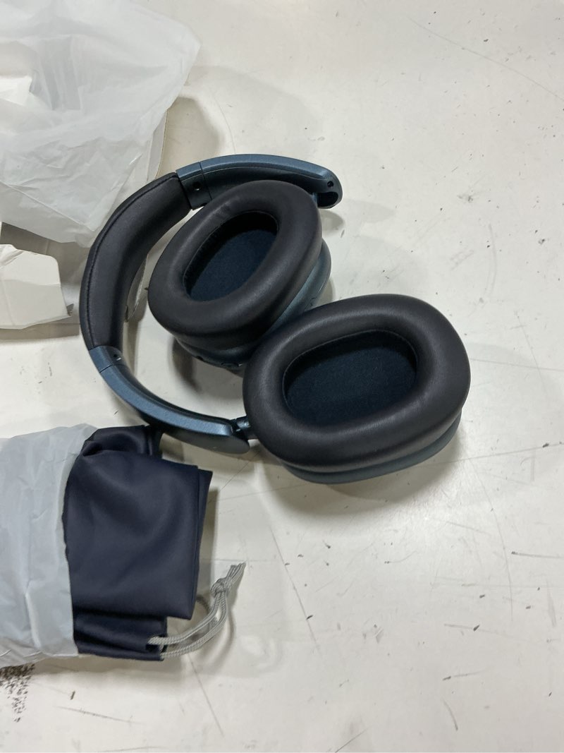 Condition photo showing Good Condition for rorsou c6 active noise cancelling headphones, wireless over ear bluetooth headphones, 60h playtime, lightweight folding deep bass comfort fit ear cups headset with mic for ipad/travel/pc/home blue