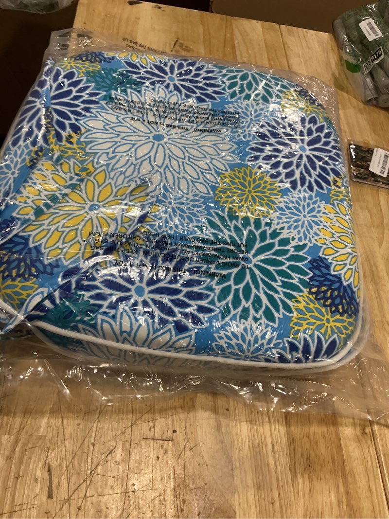 Condition photo showing Good Condition for indoor/outdoor chair cushions 16x17 inch, patio chair cushions with ties, all weather seat cushions for patio furniture home garden chair use, set of 2, dahlia blue set of 2 dahlia blue