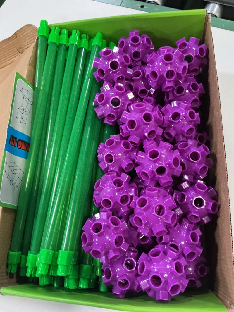 Condition photo showing As Is for V-Opitos 140 Pack Glow in The Dart Fort Building Kits for Kids Age 4, 5, 6, 7, 8+ Years Old, STEM Building Toys for DIY Castles, Tunnels, Ideal Christmas, Birthday Gifts for Boys & Girls Glow Green - 140pcs