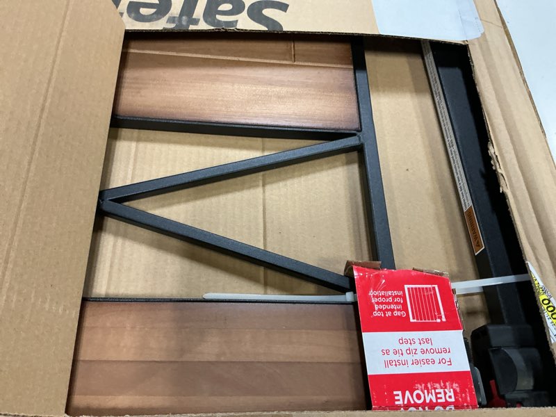 Condition photo showing Good Condition for easy install 28 in. h modern farmhouse child safety gate