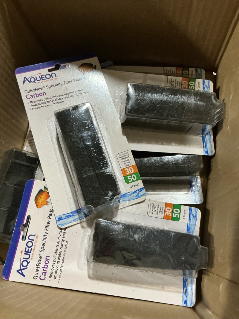 Condition photo showing New/Like New for ((BIDDING ON 9))Aqueon Replacement Specialty Filter Pads Carbon 30/50