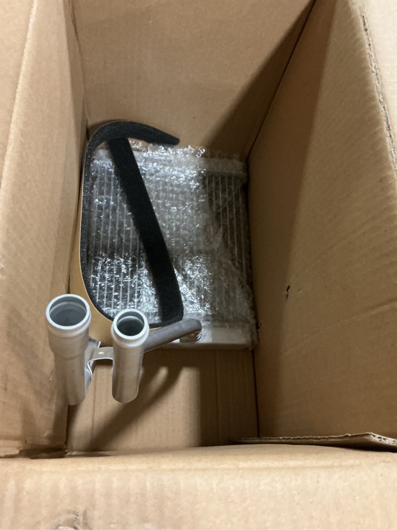 Condition photo showing Good Condition for Spectra Premium 93024 Vehicle HVAC Heater Core Replacement Compatible With Jeep Cherokee, Comanche, Wagoneer and Wrangler