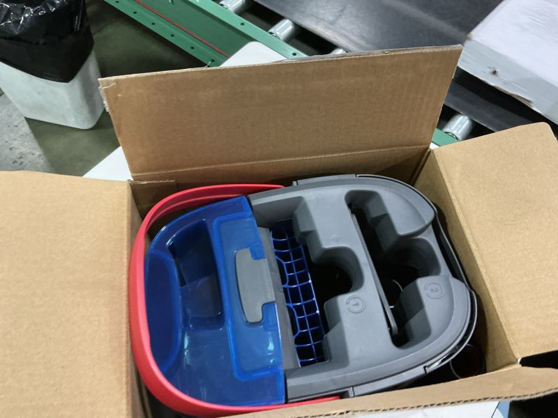 Condition photo showing Good Condition for O-Cedar MicroTwist MAX Microfiber Mop with 2 MicroTwist MAX Refills and Citrus Floor Cleaning PACS (Variety Pack)