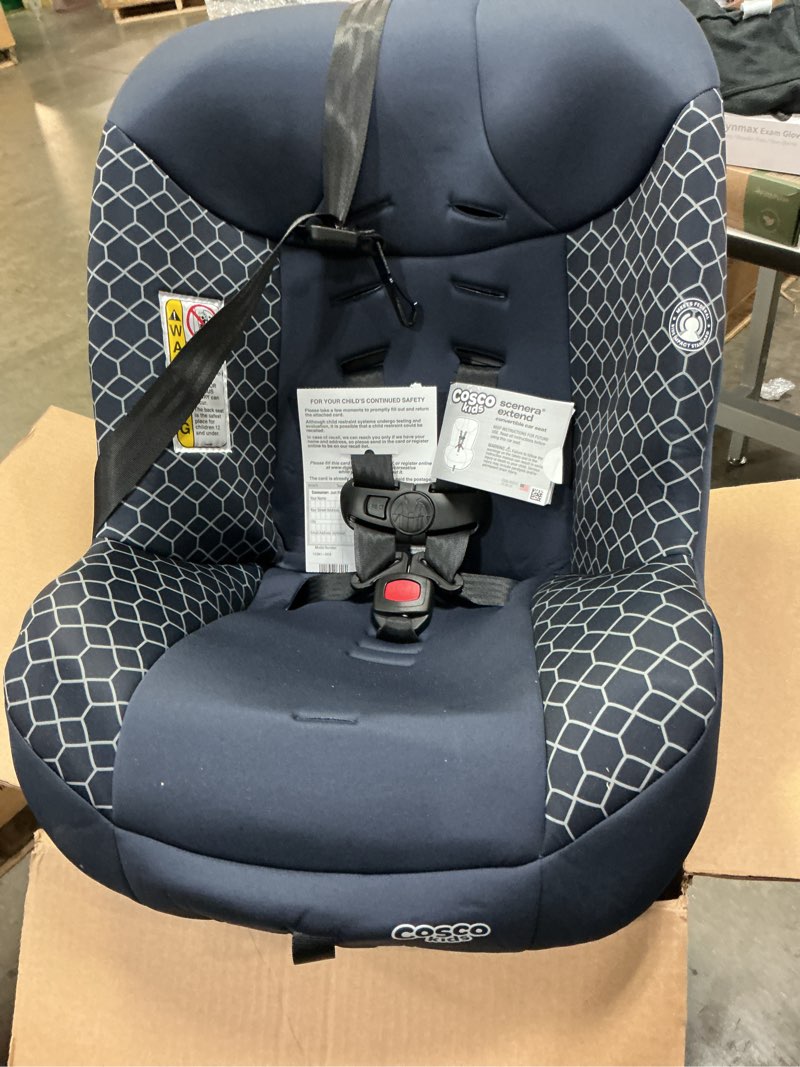 Condition photo showing Good Condition for cosco kids scenera extend infant & toddler convertible car seat, trellis