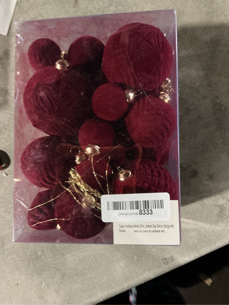 Condition photo showing Good Condition for Super Holiday Velvet Christmas Ornaments Set, 35PCS Flocked Shatterproof Assorted Hanging Xmas Tree Ball Decorations, for Home Party Holiday Valentines Day Decor, Burgundy Burgundy 1.57"-3.14"