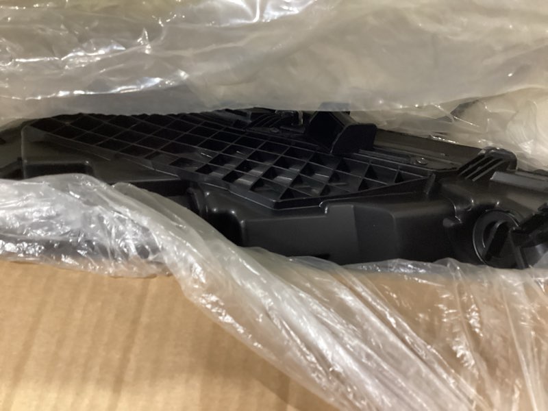 Condition photo showing Good Condition for todo headlight assembly compatible with 2015 2016 2017 sonata, headlamp replaces 92102c2000 hy2503183 | right passenger side (not for hybrid)