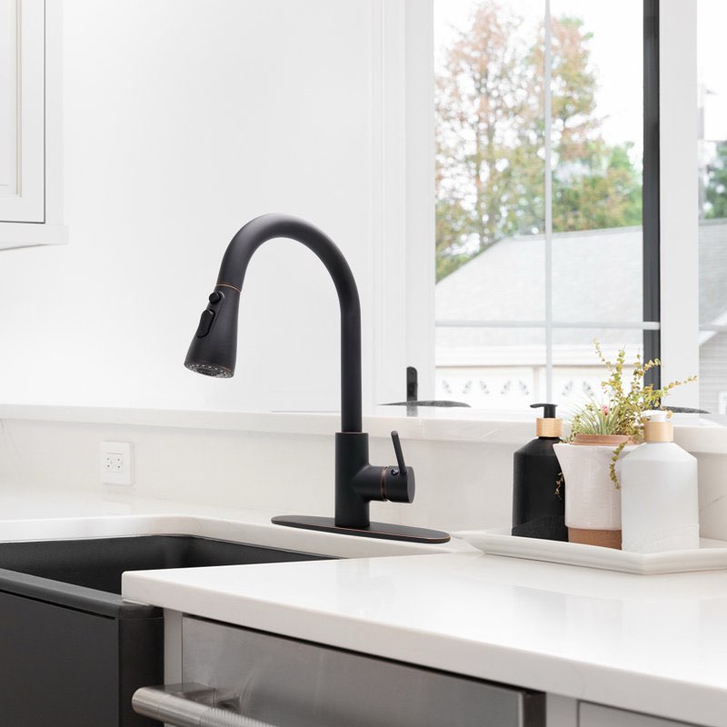 JS Pull Down Single Handle Kitchen Faucet with Deck Plate 3 Spray Modes Eco Water Saving