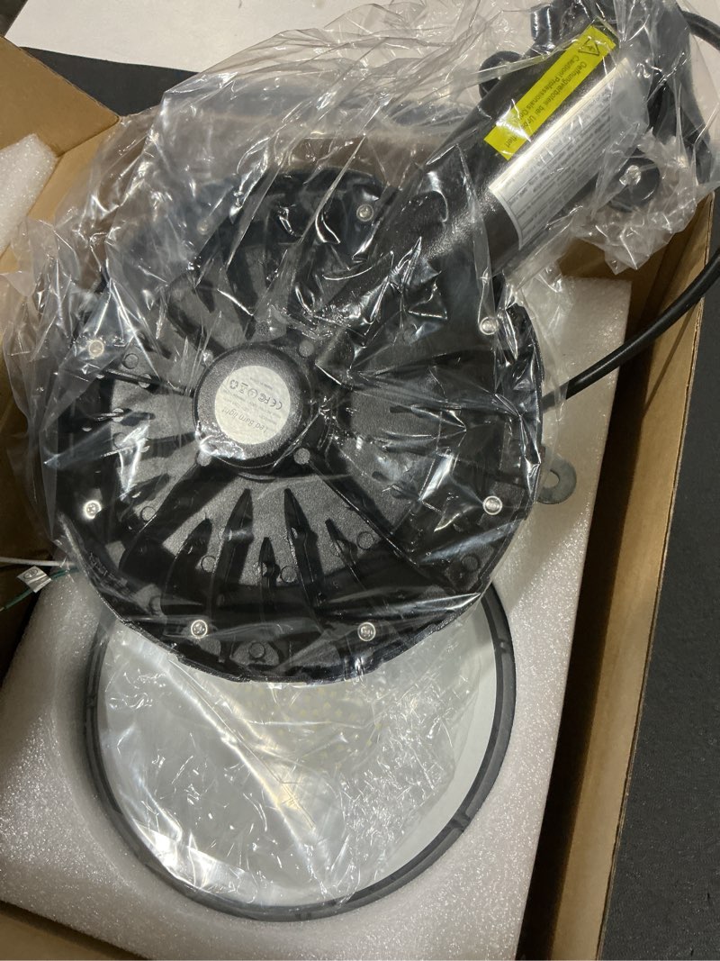 Condition photo showing New/Like New for LED Barn Light, Dusk to Dawn Outdoor Lighting with 100W 10000LM 5000K Daylight, IP65 Waterproof Outdoor Security Lights for Garage Yard Street Warehouse Use