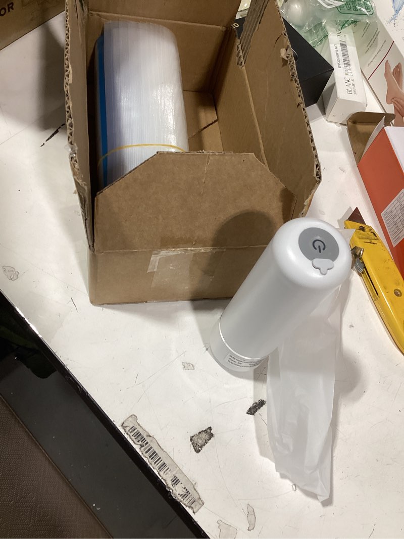 Condition photo showing Good Condition for Similar product not like stock photoChef Preserve Compact Vacuum Sealer for Food (Vacuum Sealer Machine + 30 Reusable Vacuum Bags) Powerful Handheld Vacuum Sealer Machine, Seal Meal Saver, Portable Food Sealer