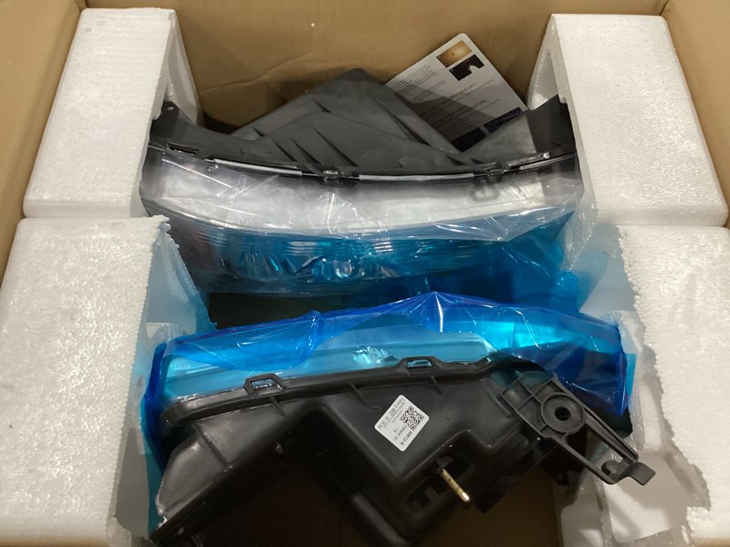 Condition photo showing New/Like New for weelmoto headlights for 2004-2008 ford f150 pickup / 06-08 mark lt, headlight assembly compatible with 04-08 f150 headlamp replacement chrome housing clear lens | chrome housing | amber reflector oe replacement