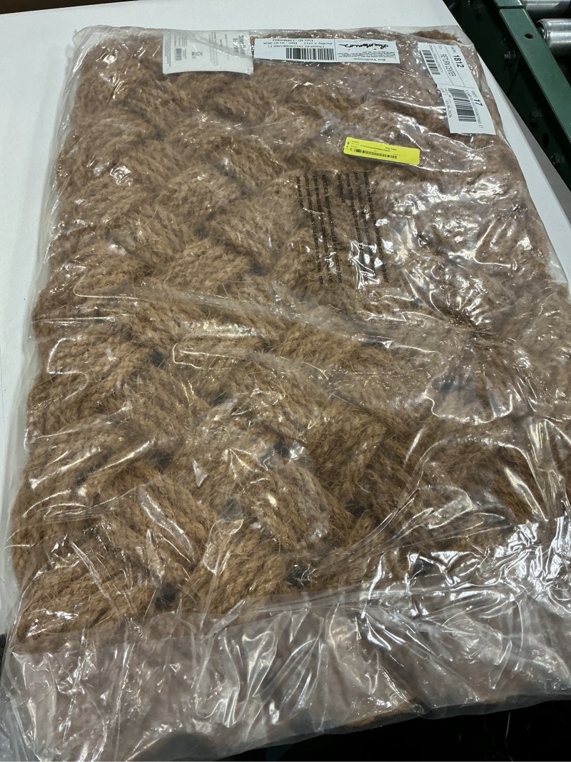 Condition photo showing New/Like New for better homes & gardens natural braided coir outdoor doormat  18  x 30