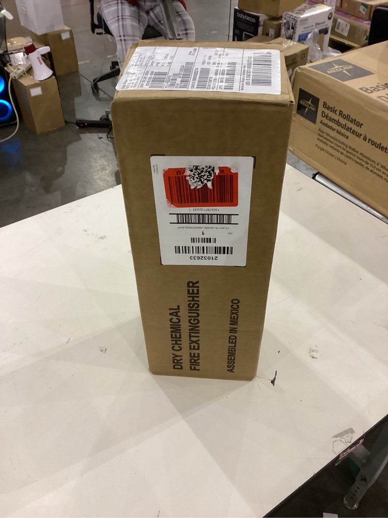 Condition photo showing New/Like New for Amerex B500 5 lbs ABC Dry Chemical Fire Extinguisher