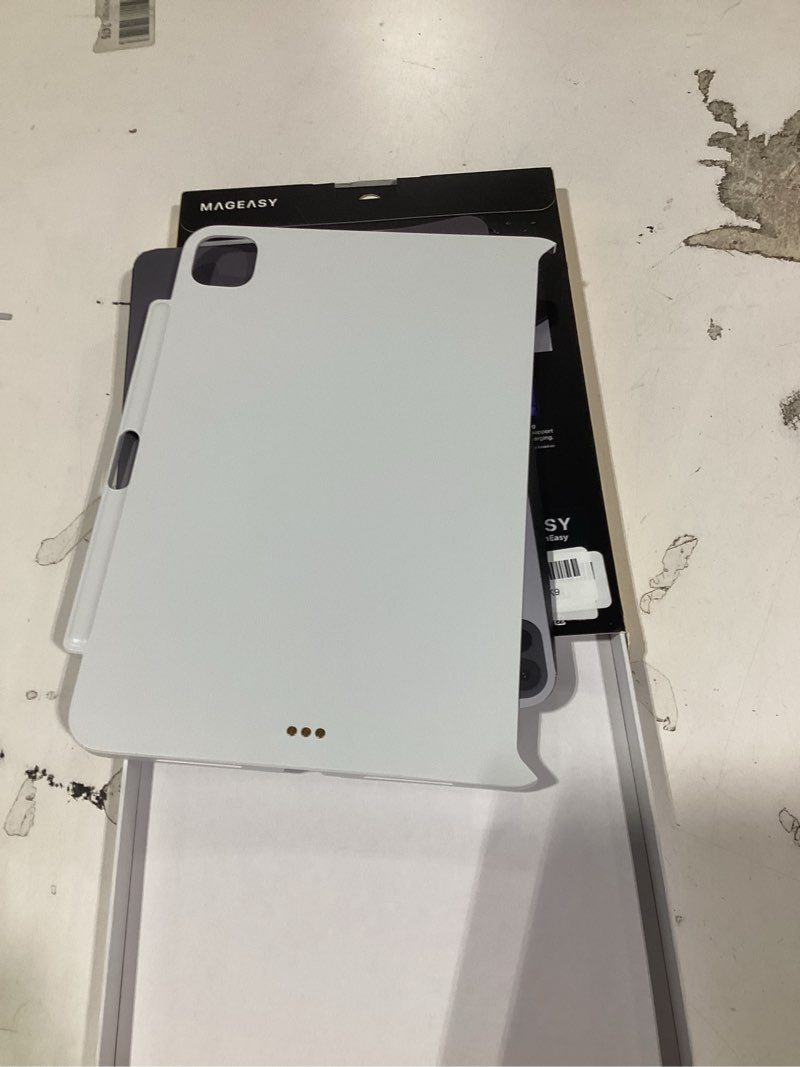 Condition photo showing Good Condition for MAGEASY CoverBuddy for M4 iPad Pro 11" (2024) - iPad Pro Case Compatible with Magic Keyboard for iPad Pro (M4), Enhanced Thickness & Heat Dissipation - New White (Leather 5.05) 2024 iPad Pro 11" (M4) New White