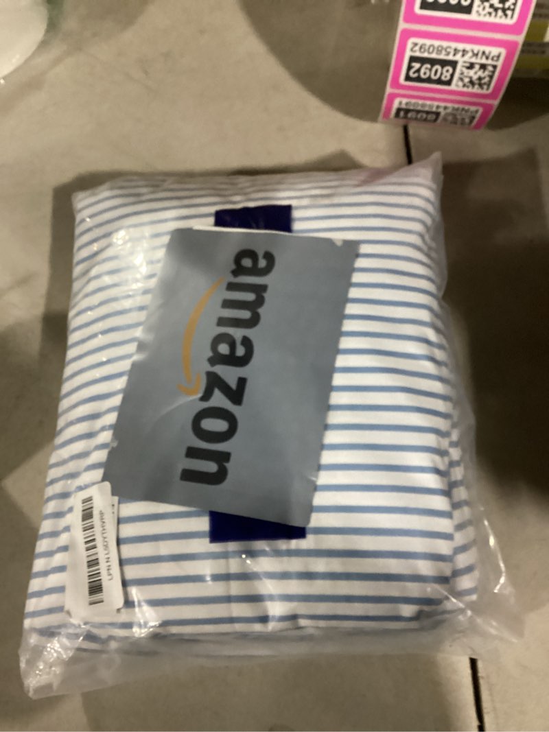 Condition photo showing Good Condition for Striped Sheets - Blue & White Striped Sheets - 1 Flat & 1 Fitted & 2 Pillowcases w/ Deep Pockets – Wrinkle & Fade Free - Ultra-Soft, Breathable and Cooling - Luxury Pinstripe Bedding - Queen Size Set 13 - Ocean Stripe Queen