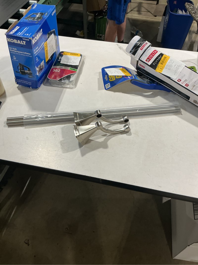 Condition photo showing Good Condition for delta flynn 18-in brushed nickel wall mount single towel bar