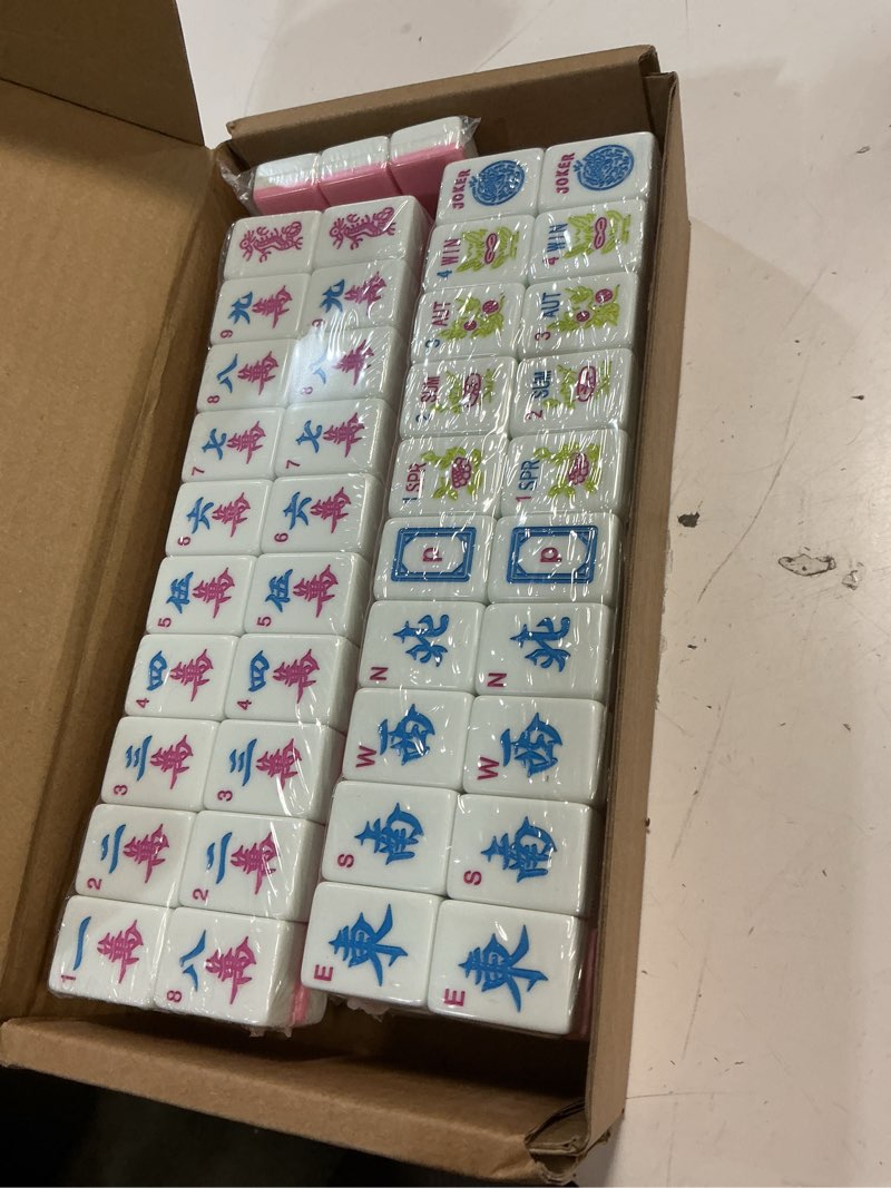 Condition photo showing New/Like New for gustaria 1.2”american mahjong tile set, 166 mahjong game set with pink color (tiles only, no racks and other accessories)