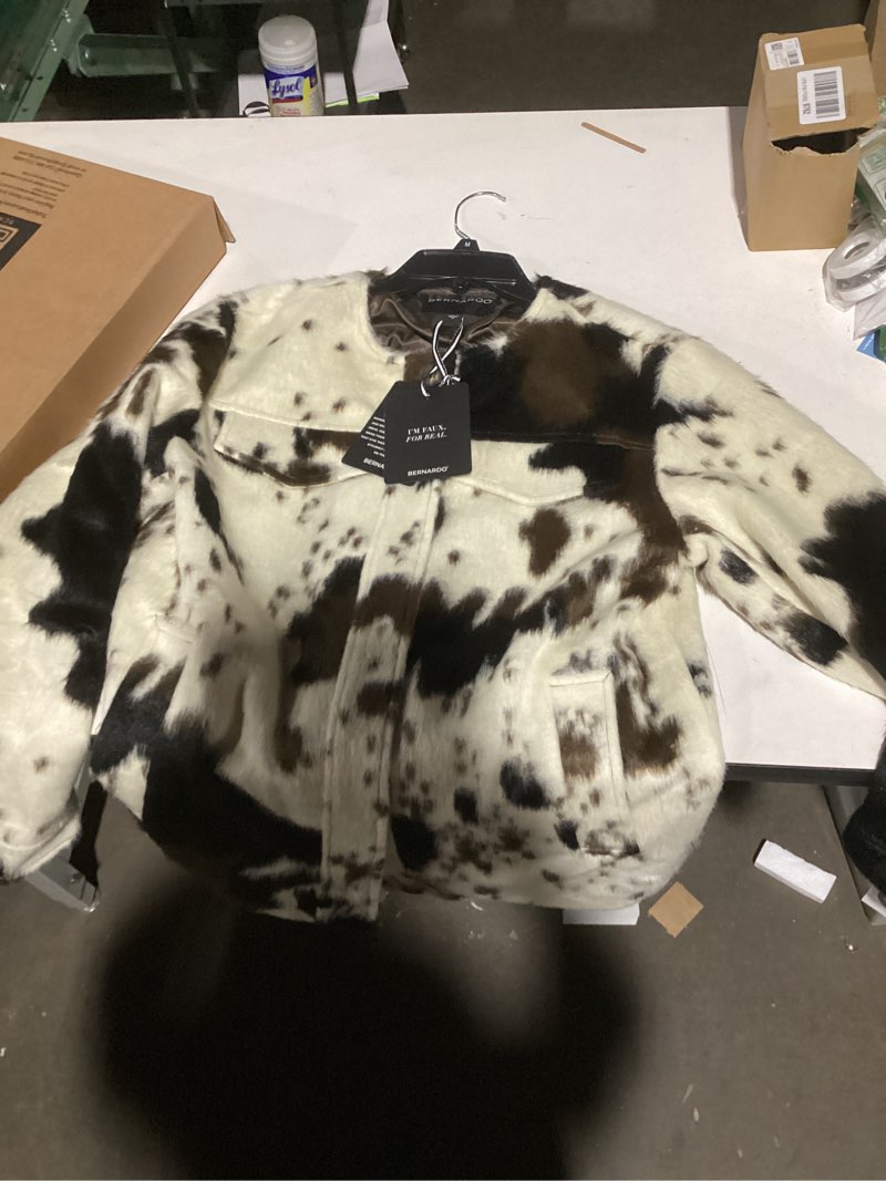 Condition photo showing Good Condition for Similar to. Size med. Canbebig Womens Fleece Jacket Button Up Sherpa Jacket Cow Print Autumn Winter Loose Faux Fur Coats Soft Warm Lightweight Coat Medium Brown