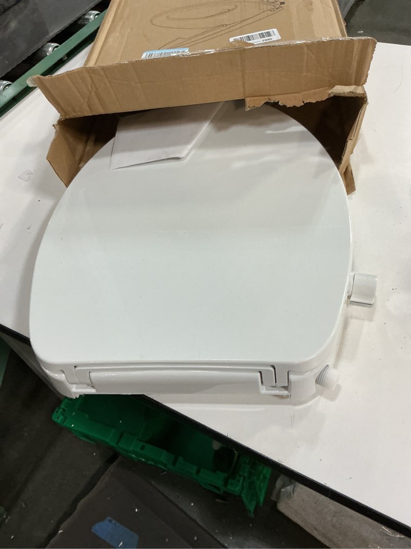 Condition photo showing Good Condition for non-electric elongated bidet toilet seat with self-cleaning dual nozzles, soft-close quiet lid, adjustable water spray, easy installation, white finish for comfort elongated (non-electric dual nozzles)