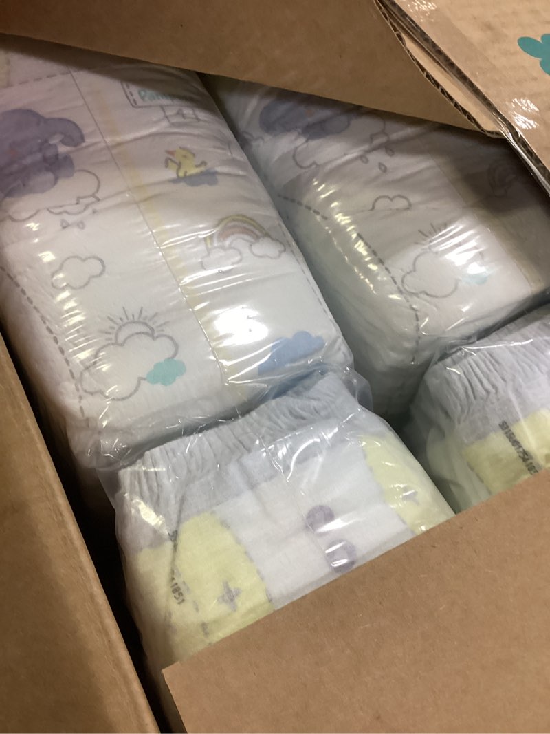 Condition photo showing New/Like New for Pampers Swaddlers Diapers, Size 4 (15-34 lbs), 150 Count, Absorbent, Keeps Baby Dry and Comfortable, Skin Safe Disposable Baby Diaper (Packaging May Vary) Size 4 150