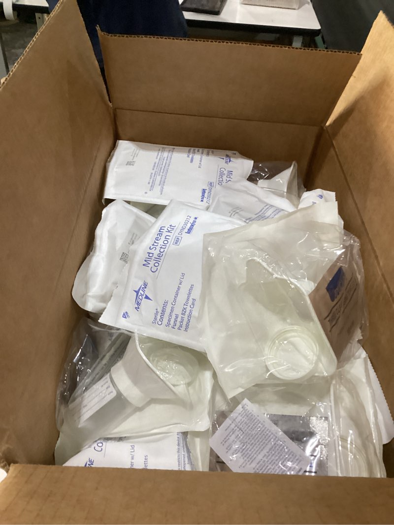 Medline DYND30212H Urine Collection Kits with Benzalkonium Chloride Towelettes, 3oz.