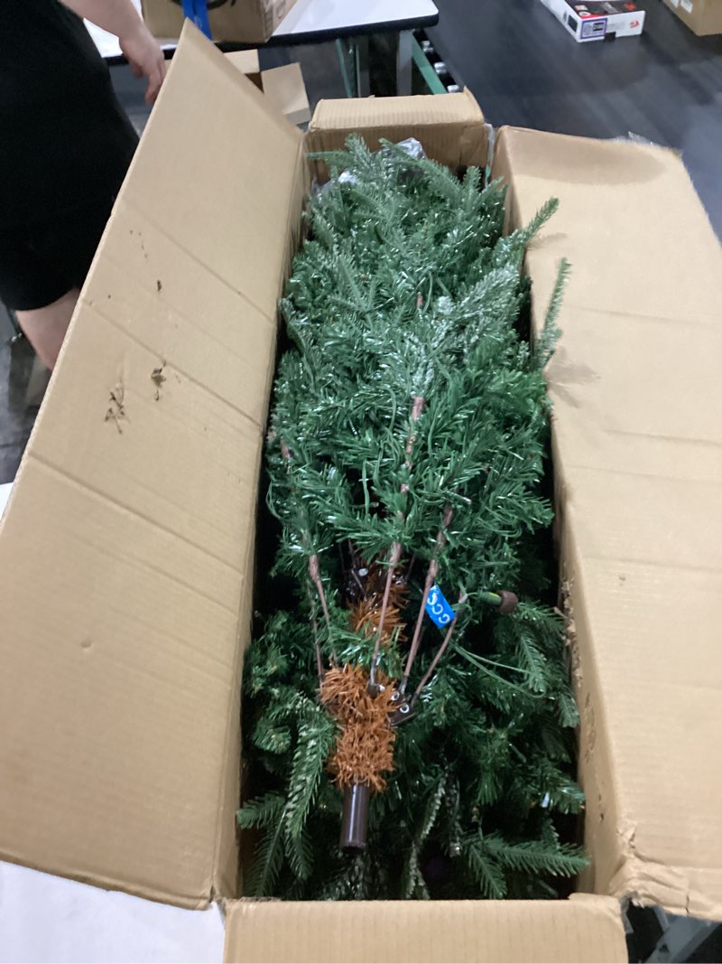 Condition photo showing New/Like New for yitahome pre-lit aspen fir artificial christmas tree 7.5ft with remote, layered christmas tree with crystal decorations, noble holiday decor with 1319 pe & pvc mixed branch tips, 700 lights, green