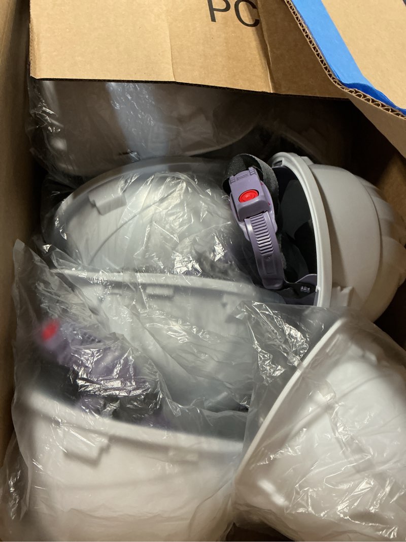 Condition photo showing Good Condition for leumoi 8 pieces 4 pt. suspension hard hat bulk safety helmets adjustable ratchet hard hats with vents and cotton brow pad abs construction hardhats for men work head protection supplies white