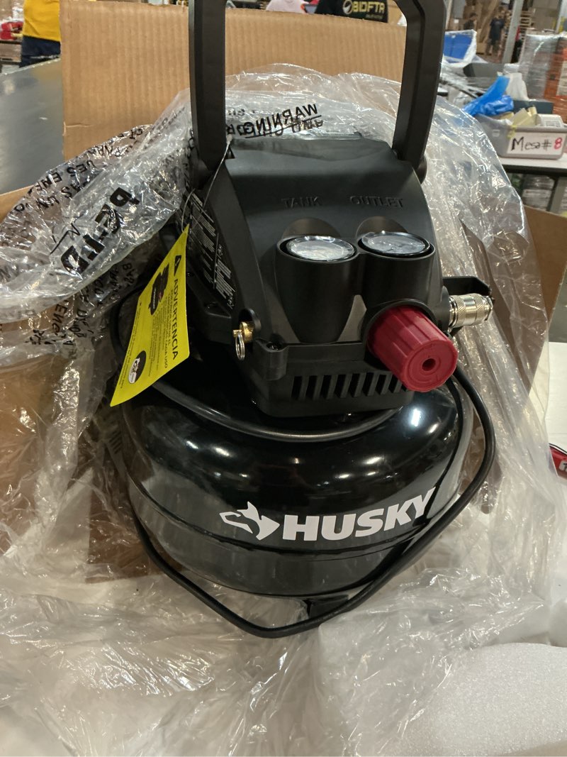 Condition photo showing Good Condition for husky 3 gallon air compressor 120 psi portable oil free pancake new