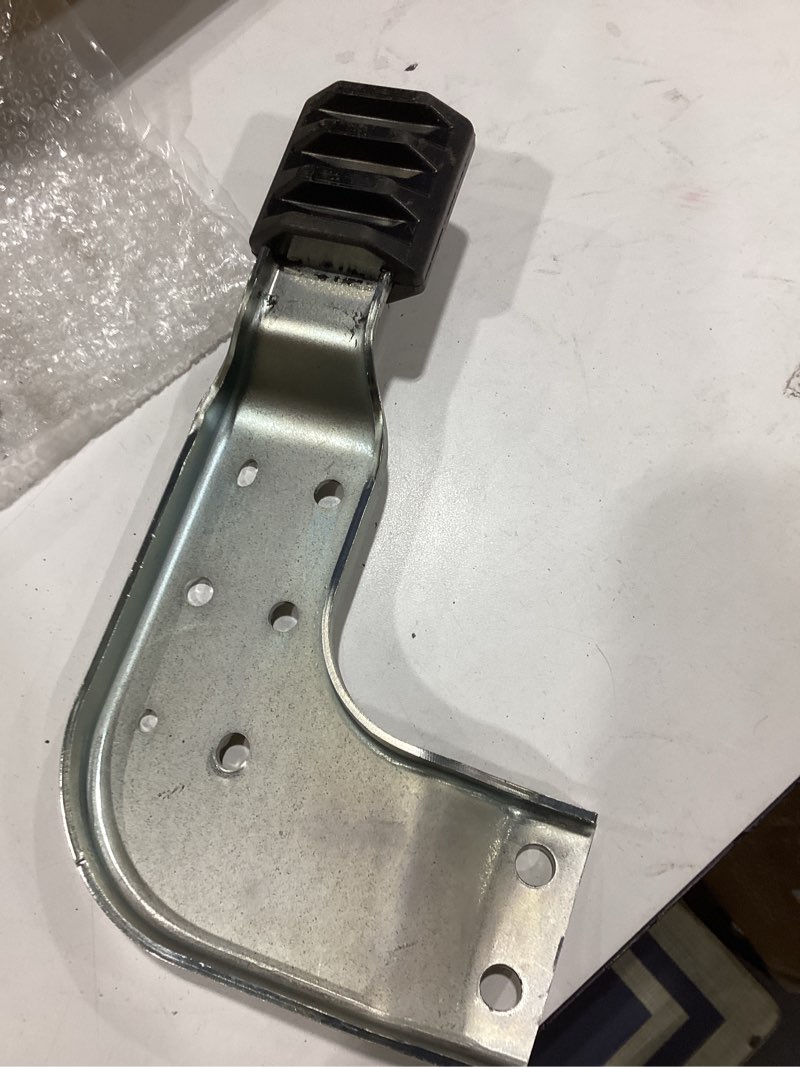 Condition photo showing As Is for LLYZFED Right Side Hood Bracket Fit for Peterbilt 389 131 Hood Only, Replace# MPB75131R L11-6131R L1