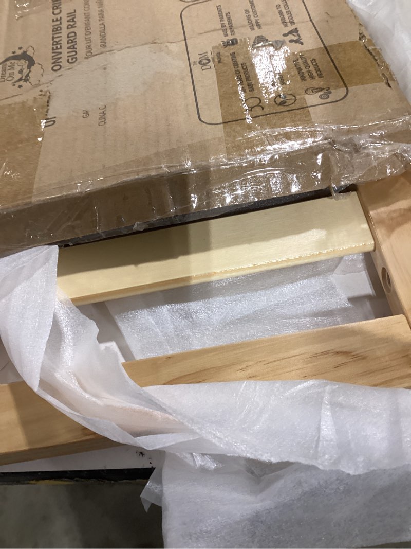 Condition photo showing Good Condition for Dream On Me Universal Convertible Crib Toddler Guard Rail, Natural, 21x13x13 Inch (Pack of 1)