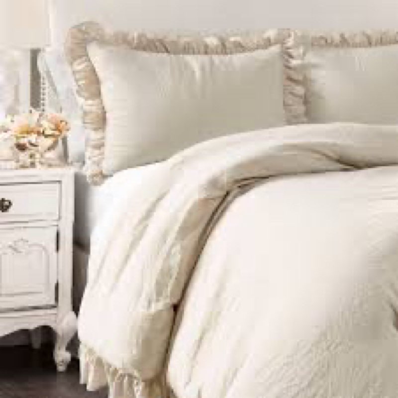 Purevana light comforter queen ,ivory
