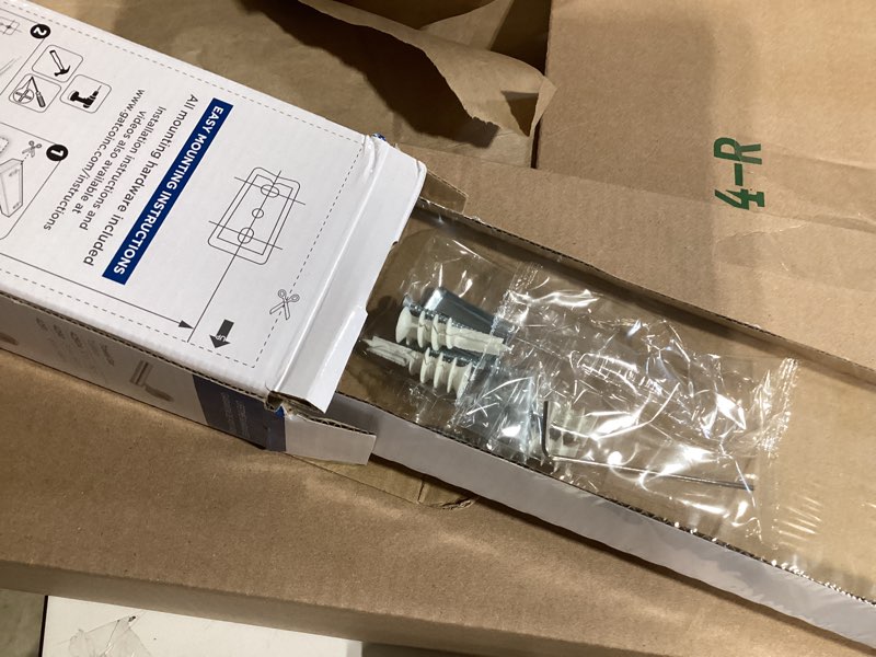 Condition photo showing New/Like New for gatco 4291 latitude ii 18" towel bar, satin nickel