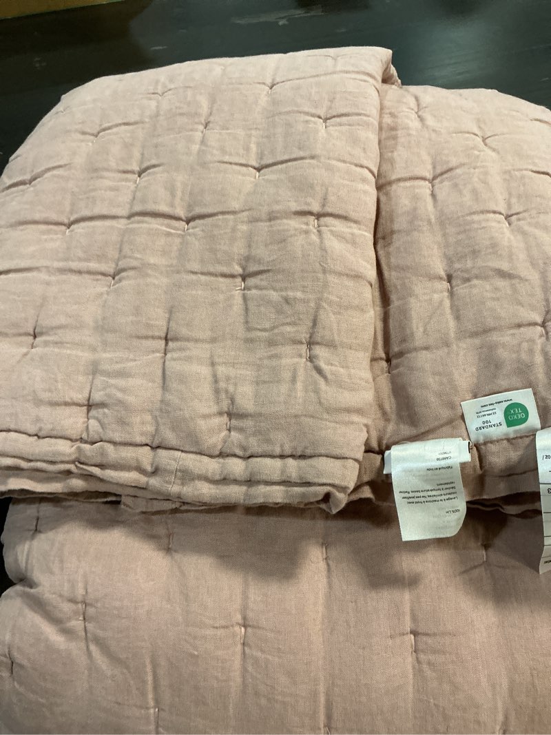 Condition photo showing As Is for quince european linen dream quilt dusty mauve queen