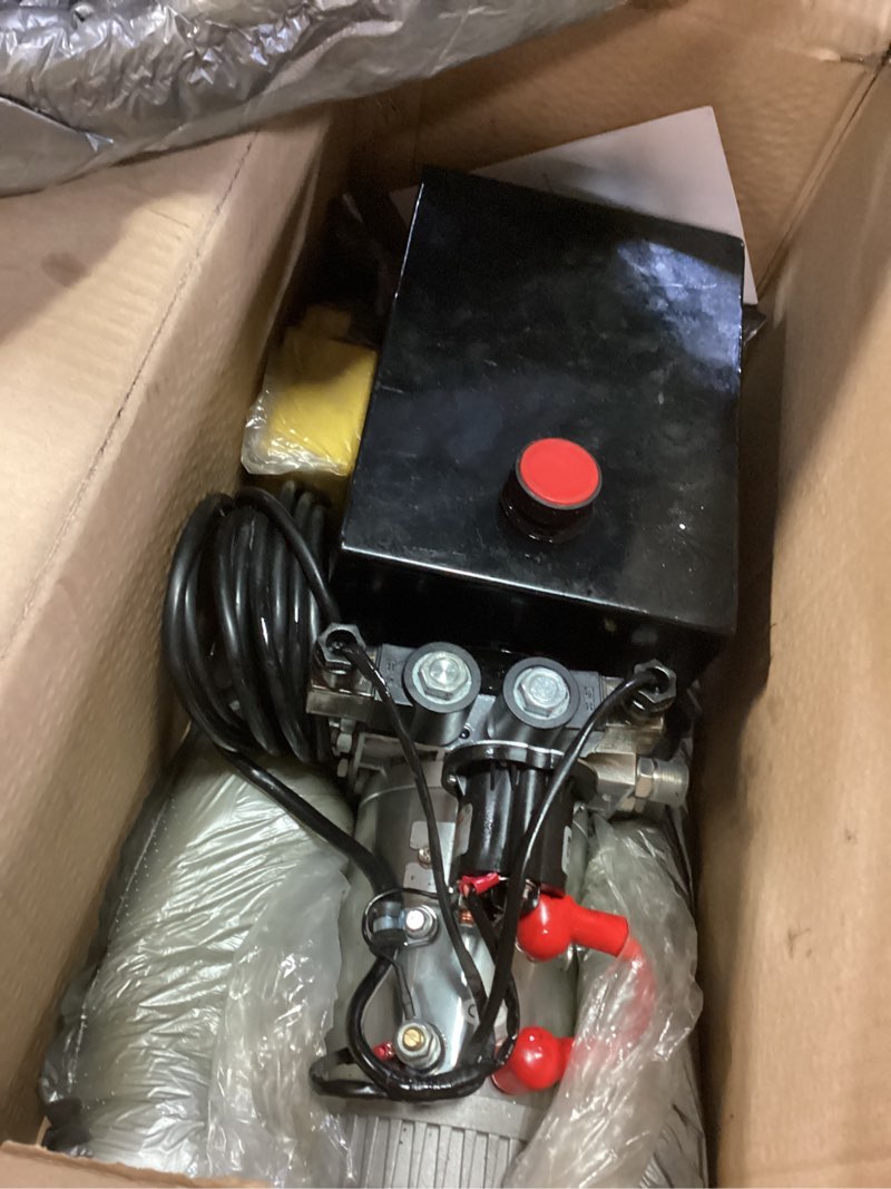 Condition photo showing Good Condition for Hydraulic Pump 12V Dump Trailer Pump - Double Acting, 8-Quart Electric Power Unit for Dump Trailers and Car Lifting (8 Quart)