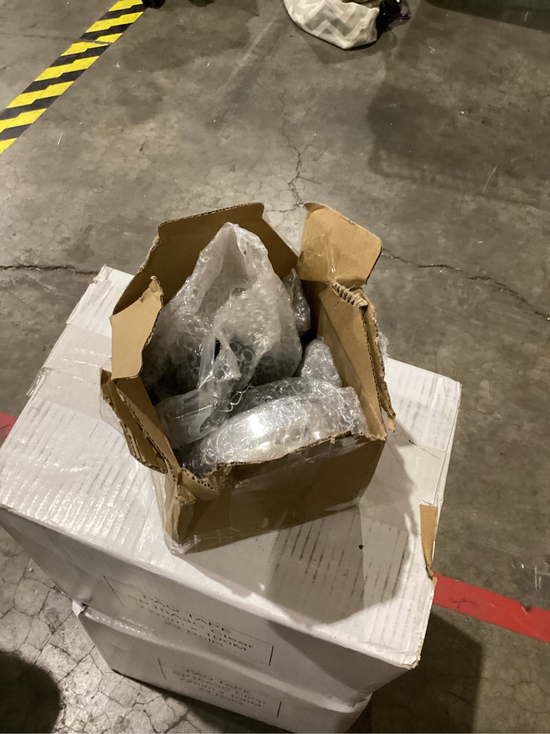 Condition photo showing New/Like New for Locking Diesel Fuel Cap 2pcs Replacement for Peterbilt 379 389 579 4" Lever Style Semi Trucks Gas Tank Accessories Replace 11-04859-100 572.1015 600212 (Silver) Silver 2pcs