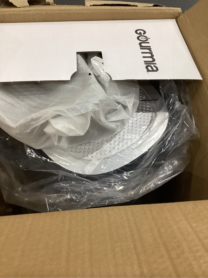 Condition photo showing New/Like New for gourmia air fryer - 6 qt large capacity, fryforce 360º, digital display with 12 presets, roast, bake, broil, dehydrate, dishwasher safe accessories, black 6 quart black
