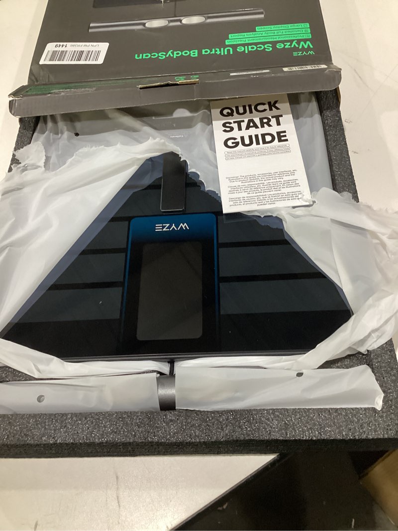 Condition photo showing Good Condition for wyze scale ultra bodyscan smart scale with handle – wi-fi & bluetooth body composition scale for weight, bmi, body fat, muscle mass, and segmental measurement, black