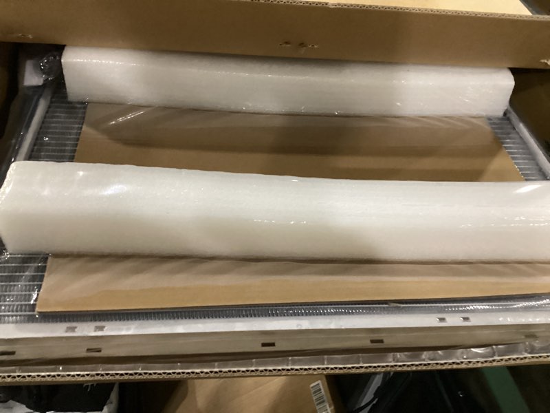 Condition photo showing New/Like New for RAYTEN 2636 Radiator Compatible with 2001-2005 BMW 320i 325Ci 330i 330Ci 2003-2008 Z4 2.2 2.5L 3.0L