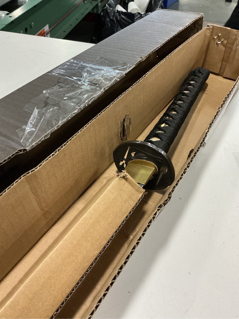 Condition photo showing Good Condition for Cold Steel 88BKW Katana, Ray Skin Handle, Wood Scabbard, One Size