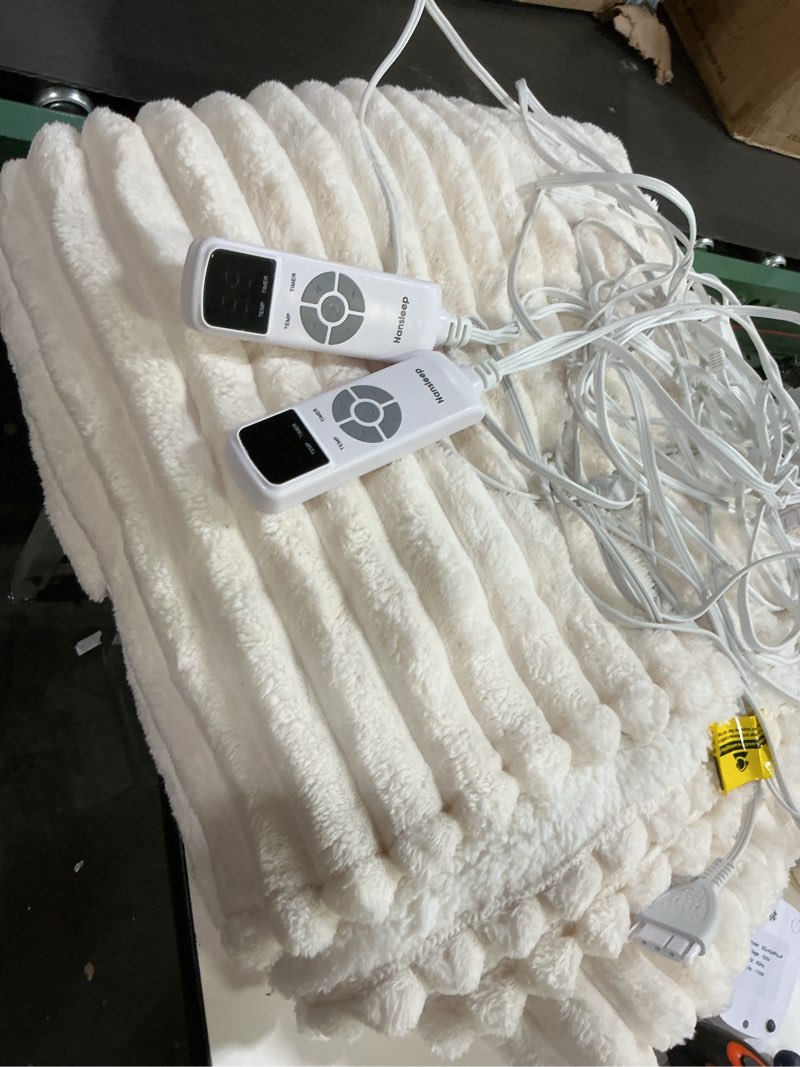 Condition photo showing As Is for Etokfoks King Inch Heated Blanket Throw 9 Heating Levels Fast Heating Sherpa Fleece Electric