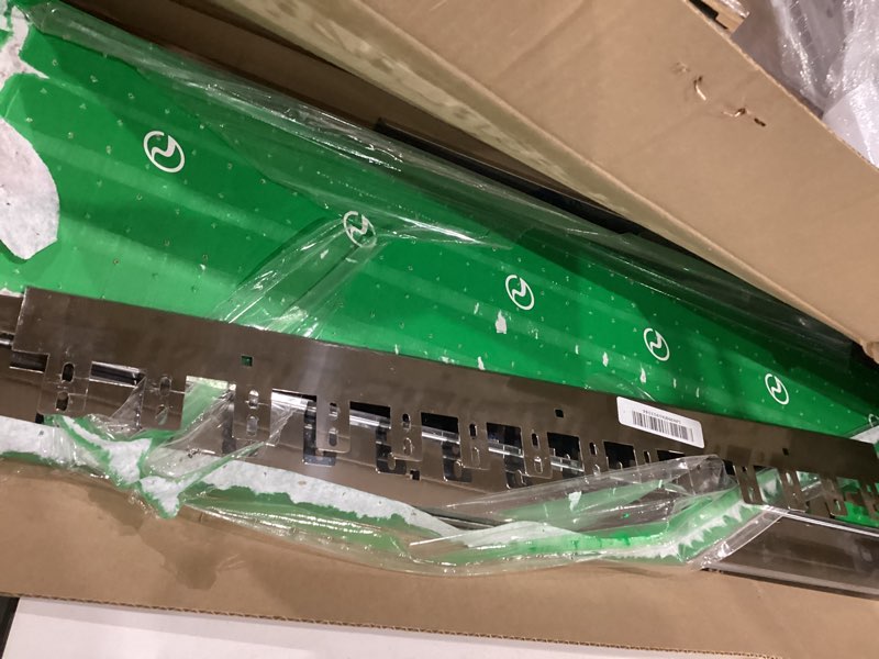Condition photo showing Good Condition for roadworks | stainless steel grille with 17 vertical bars for freightliner classic/fld 120 1990-2020 | 25900