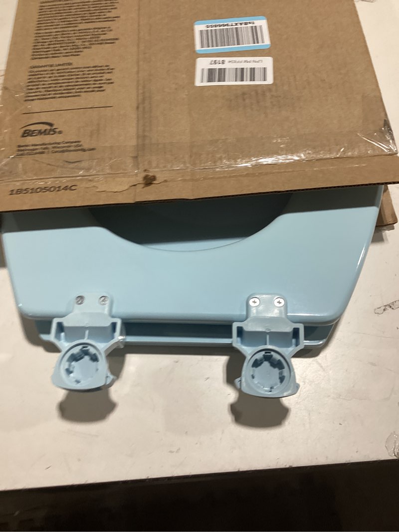 Condition photo showing Good Condition for Bemis 500EC 464 Wood Toilet Seat with Easy Clean & Change Hinges, Round, Dresden Blue Round Seat