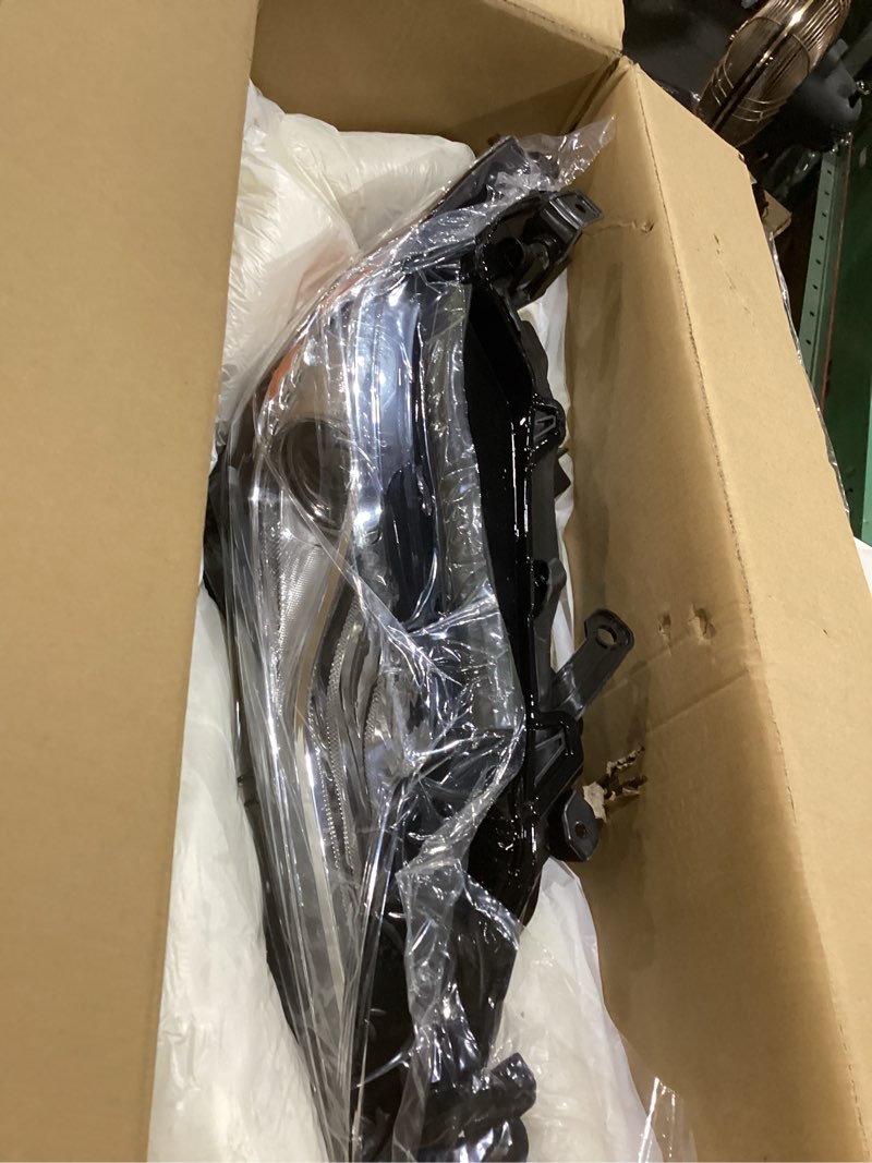 Condition photo showing Good Condition for jfn led headlight compatible with 2018 2019 2020 2021 2022 2023 2024 toyota camry xle/xse (passenger side(right))