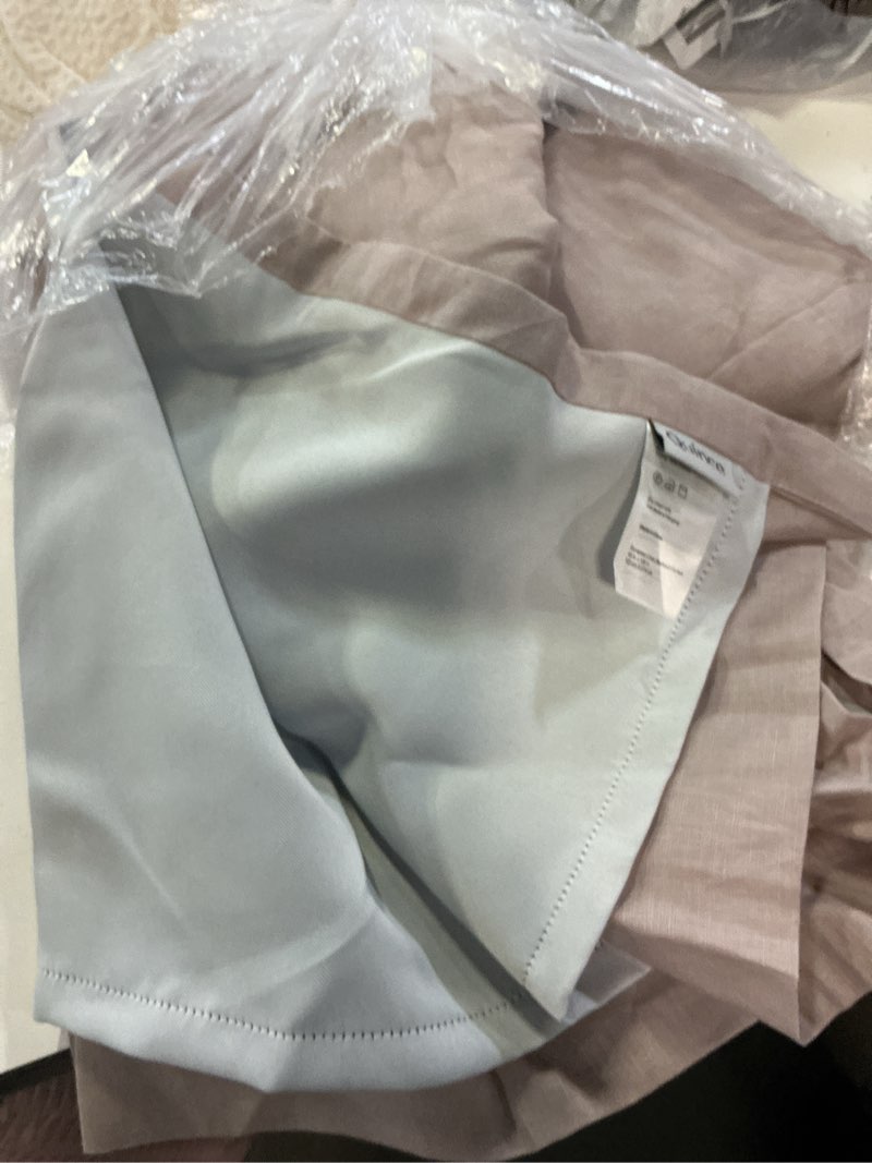 Condition photo showing Good Condition for european linen room darkening curtain, 48x108, rose quartz