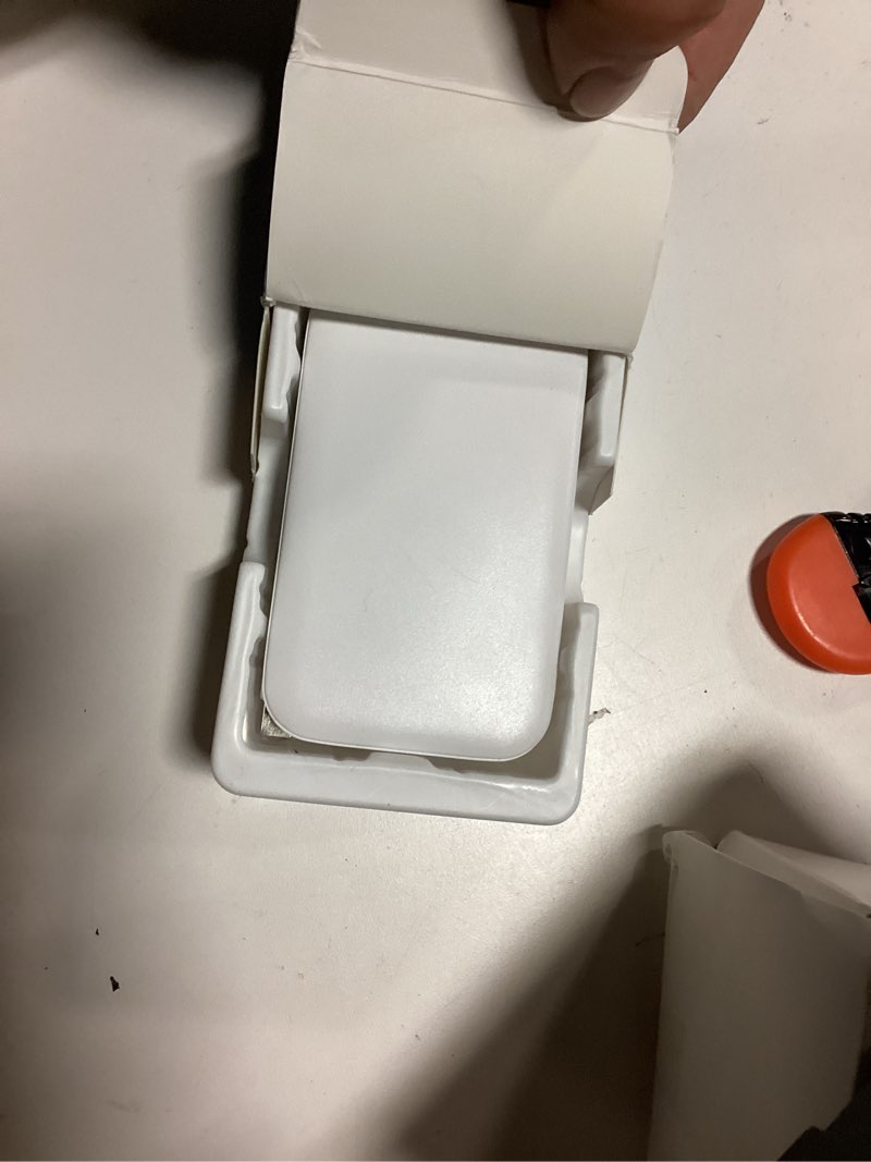 Condition photo showing Good Condition for 4-in-1 retractable gan wall charger plug for iphone 17 usb c,travel essentials brick multiport,3ft lightening+ type c cables,40w fast charging foldable block for iphone 17 pro/16/15/14/13,ipad,galaxy white-c/lightening cables