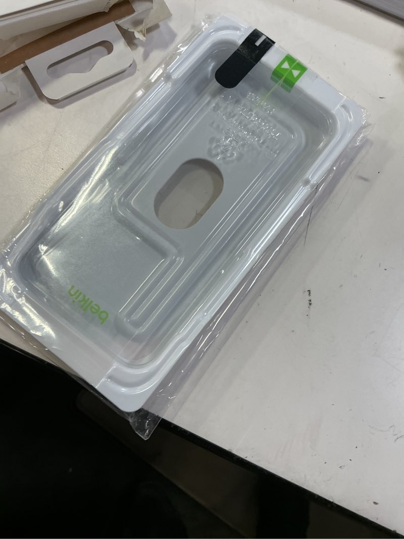 Condition photo showing Good Condition for belkin screenforce temperedglass treated screen protector for iphone 15 and 14 pro - slim & scratch-resistant - includes easy align tray for bubble free application